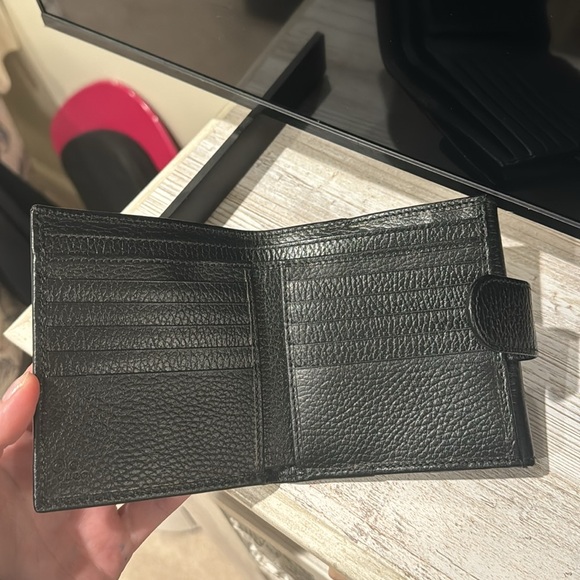 Gucci Interlocking G Wallet - Picture 4 of 8